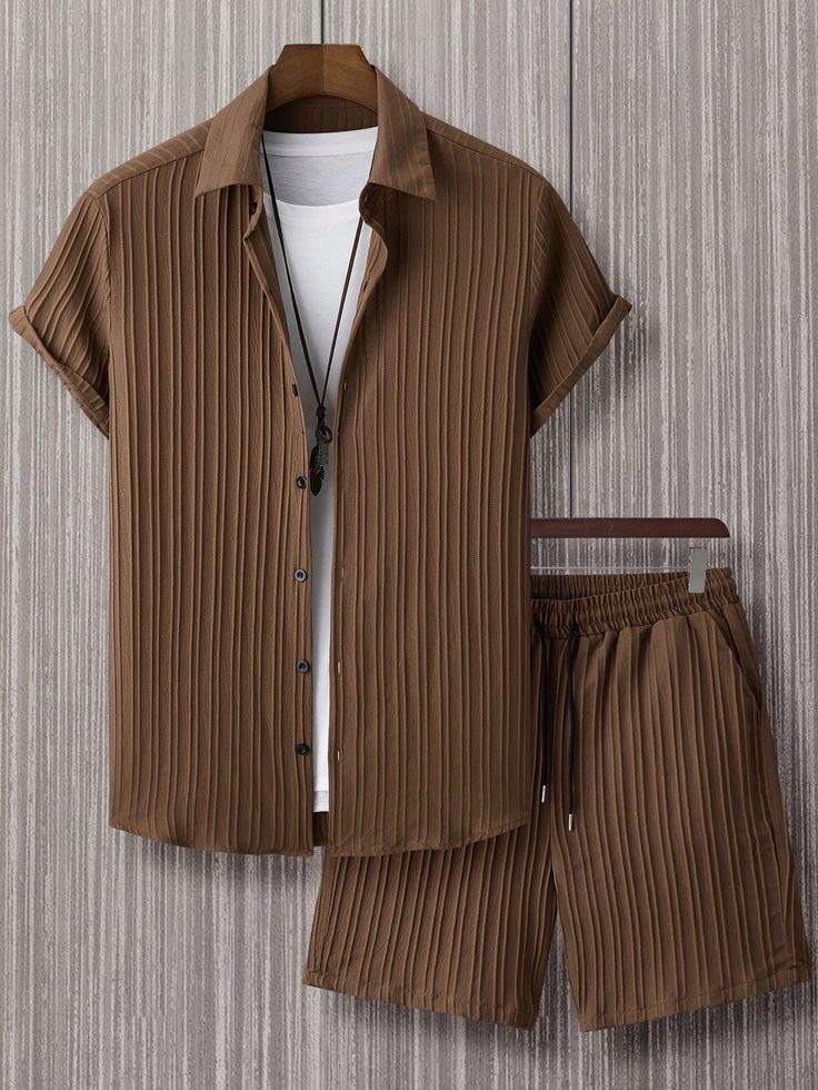 Men short sleeve textured shirt and short set, Summer